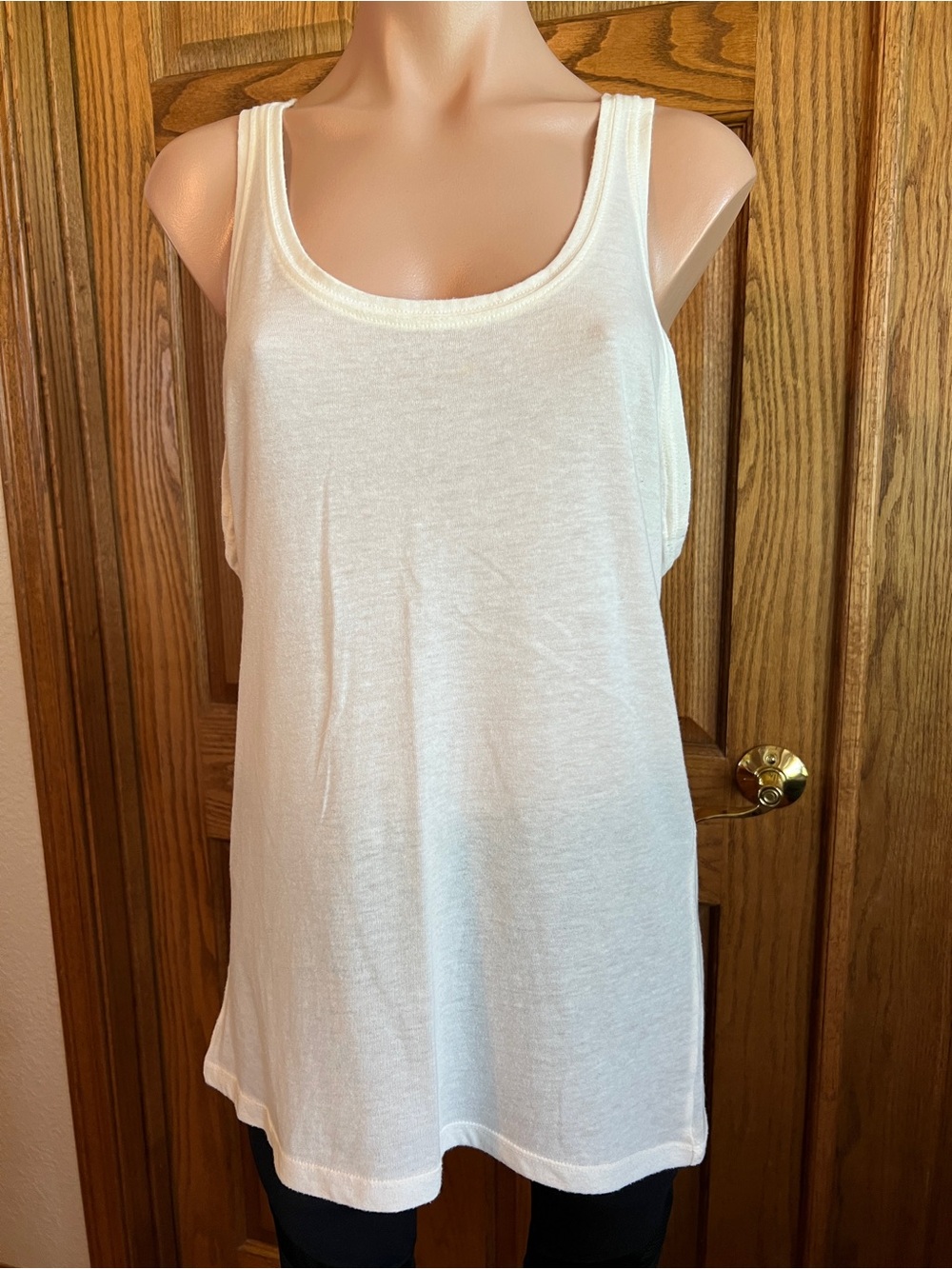 Charlotte Russe Cream Scoop Neck Tank Top